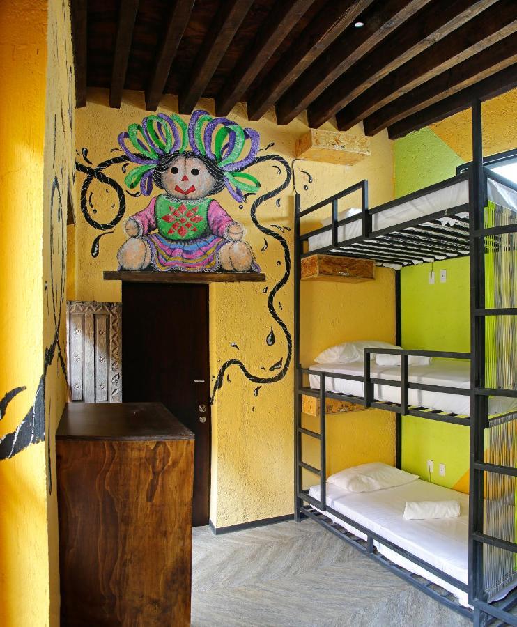 Mexiqui Zocalo Hostal México DF