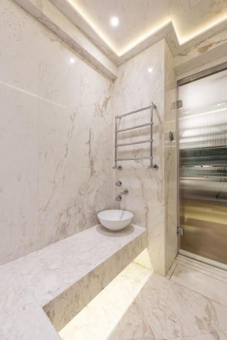 Apartamento Luxurious Penthouse Oasis *