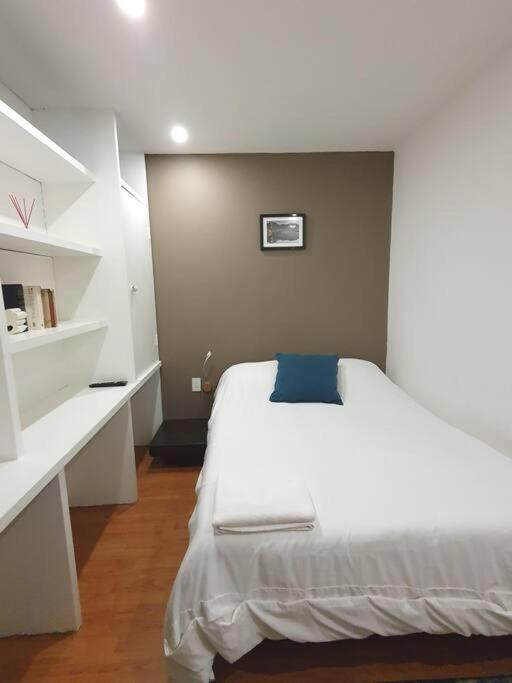 Privada Con Tv Polanco Hab 4 Hostal