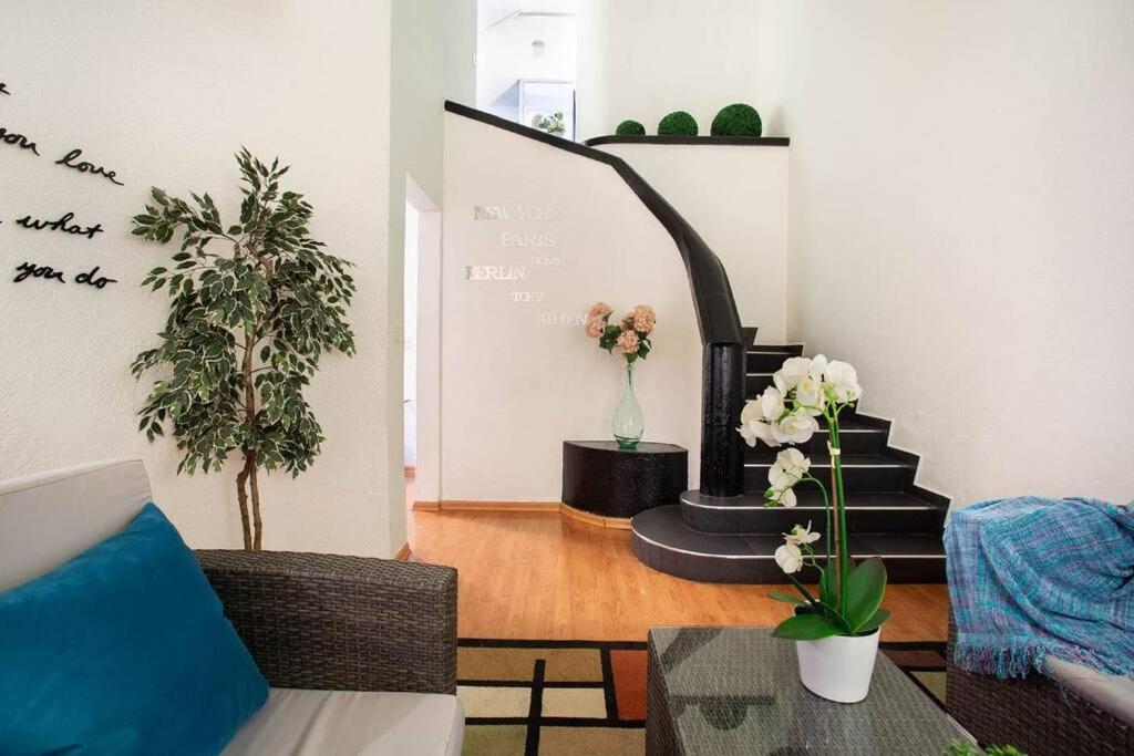 Privada Con Terraza En Polanco. *