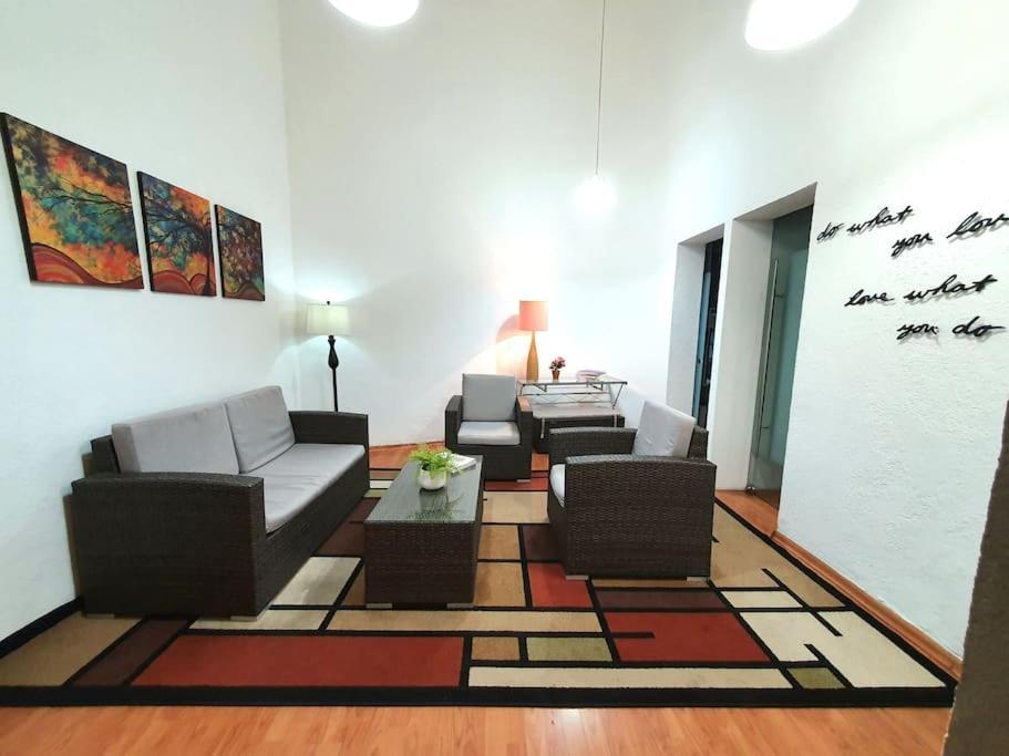 Privada Con Terraza En Polanco. * México DF