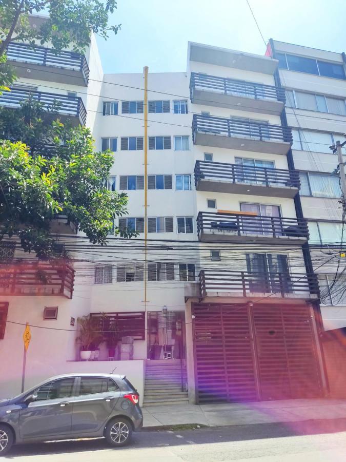 Apartamento Amplio Departamento Con Excelente Ubicación.