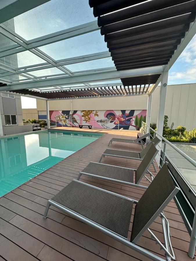 Entire Luxurious In Shopping Mall Apartamento
