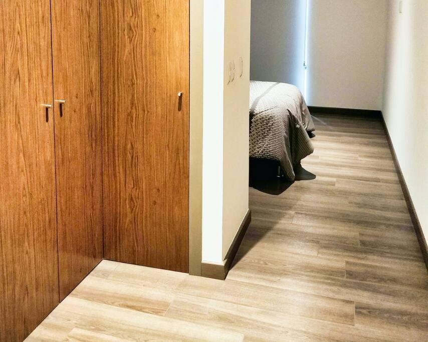 Beautiful Hi-rise, King Size, Hs Wi-fi, Pool, Gym Apartamento *