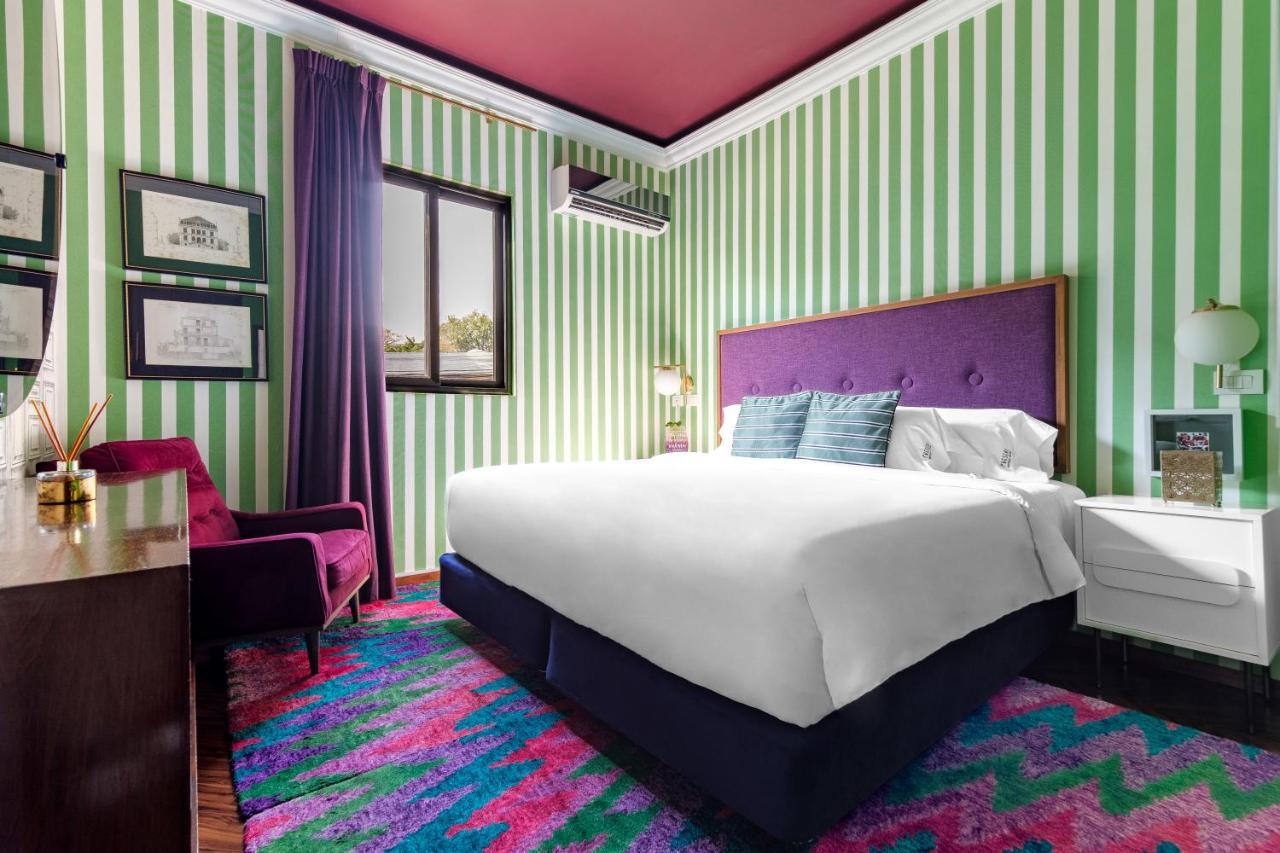 Hotel Pug Seal Polanco Anatole France México DF
