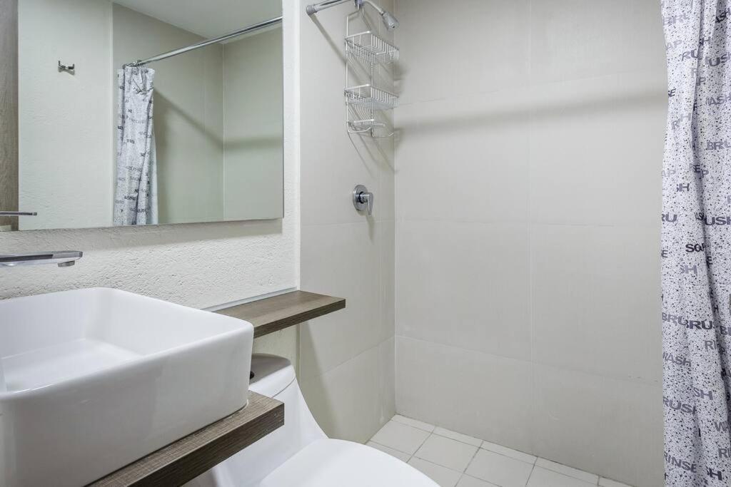 Mondomexico Deluxe Apartment