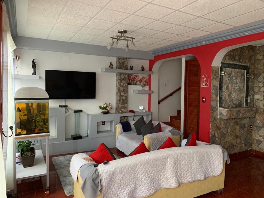 Habitación en casa particular Hermosa Casa A 10 Minutos Del Aeropuerto