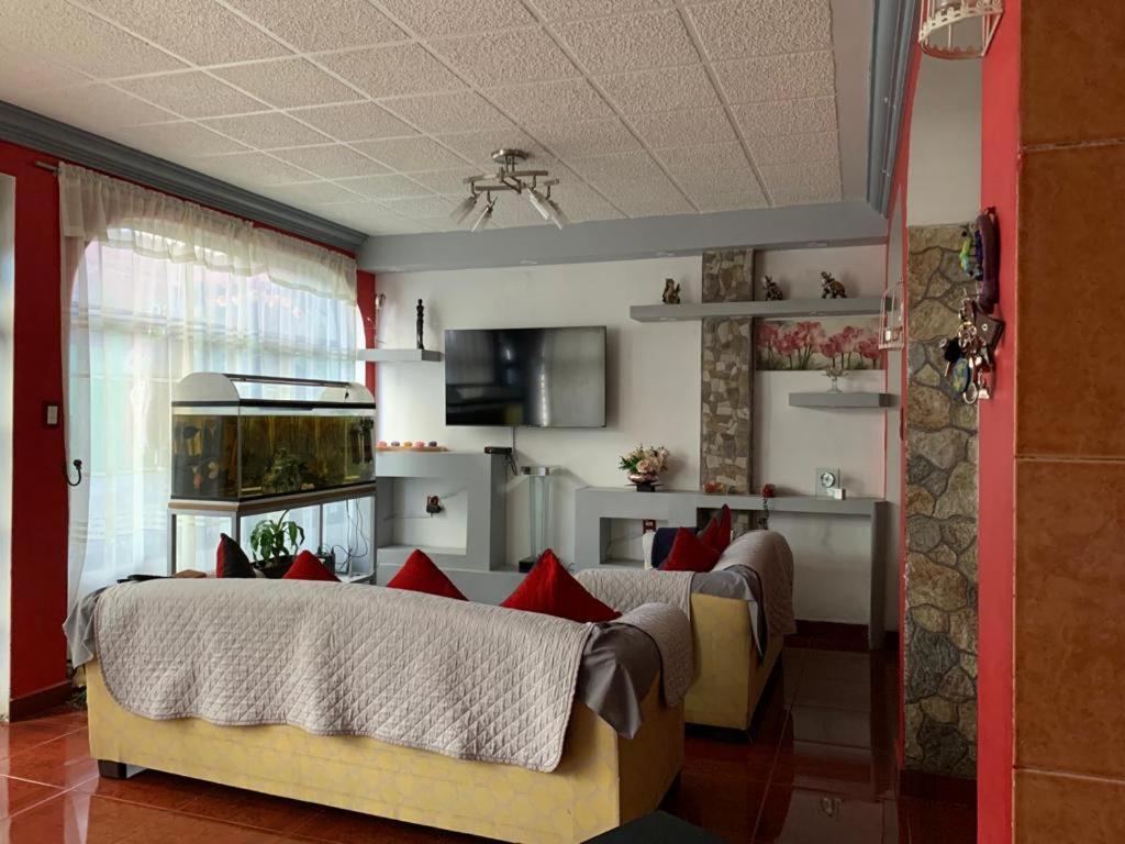 Habitación en casa particular Hermosa Casa A 10 Minutos Del Aeropuerto