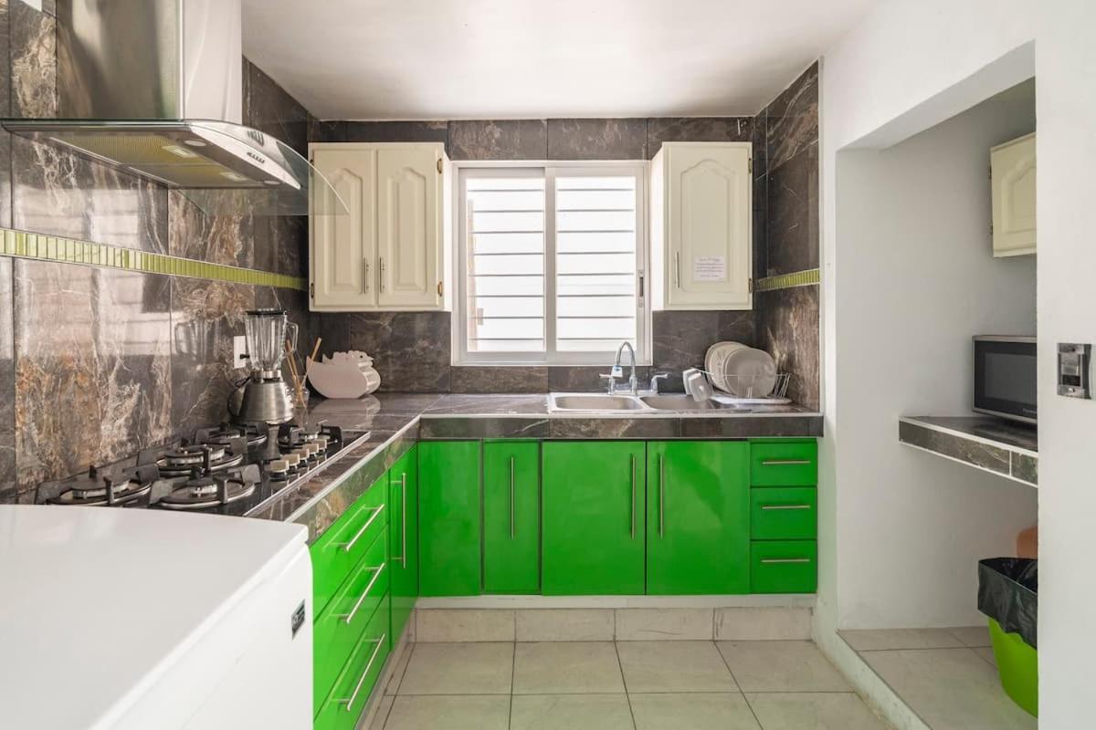 Lui Confortable Moderna Con Bano Privado * México DF