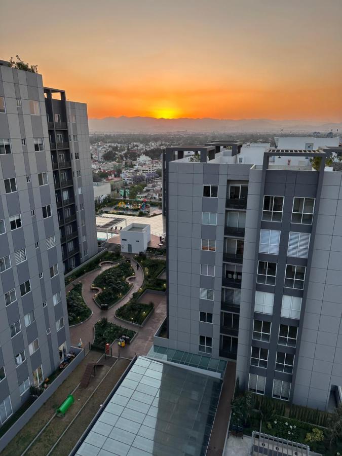Entire Luxurious In Shopping Mall Apartamento