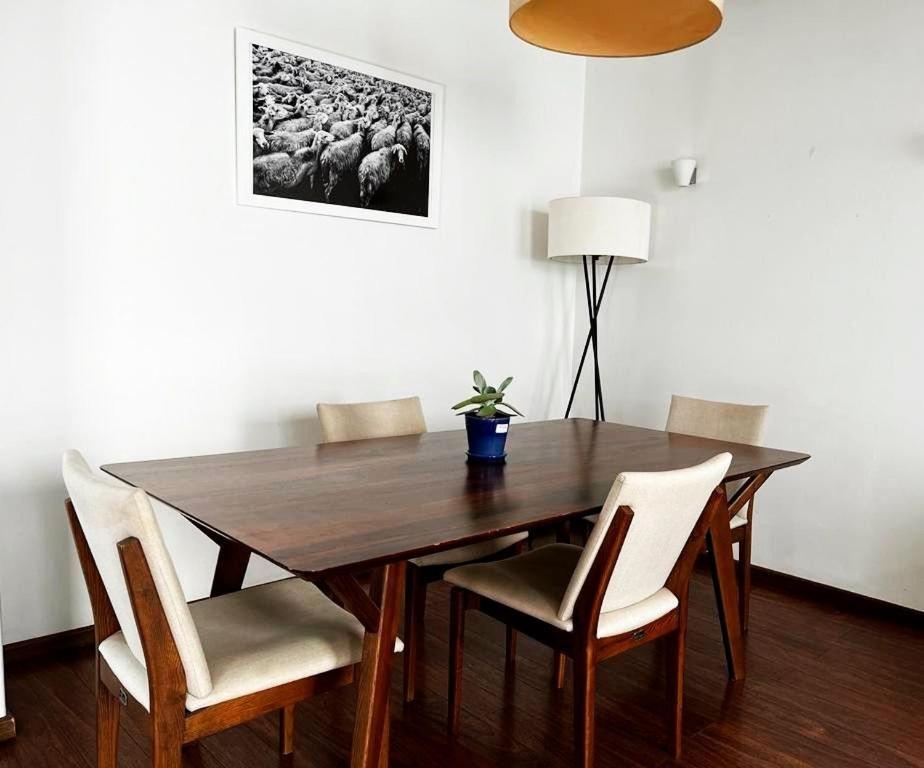 Condesa Amsterdam 301 Beautiful 1bed 1 Bath On Amsterdam Av