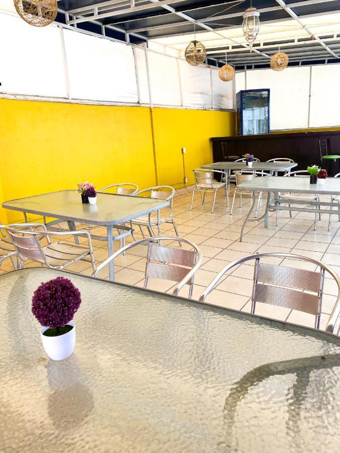 Amigo Guest house 3*