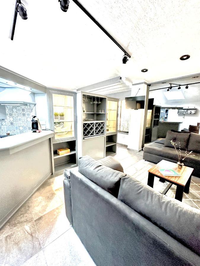 Departamento Tipo Loft Cerca De Hospital Angeles *