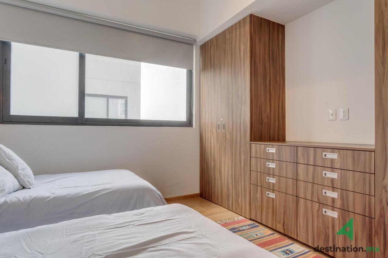 Private Balcony Infinity Pool & Rooftop In La Roma - Queretaro * Mexico City