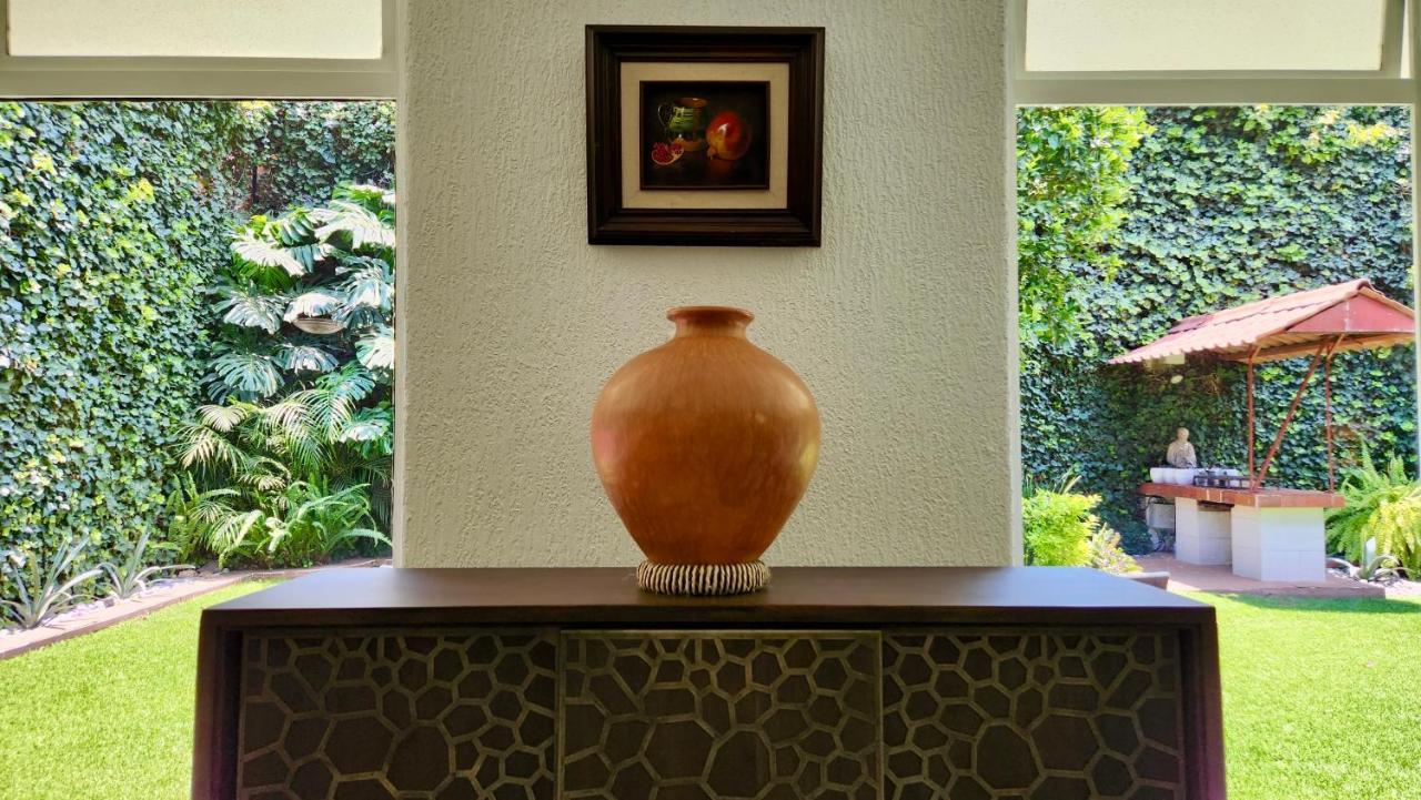Guest house Casa Tamayo 2*