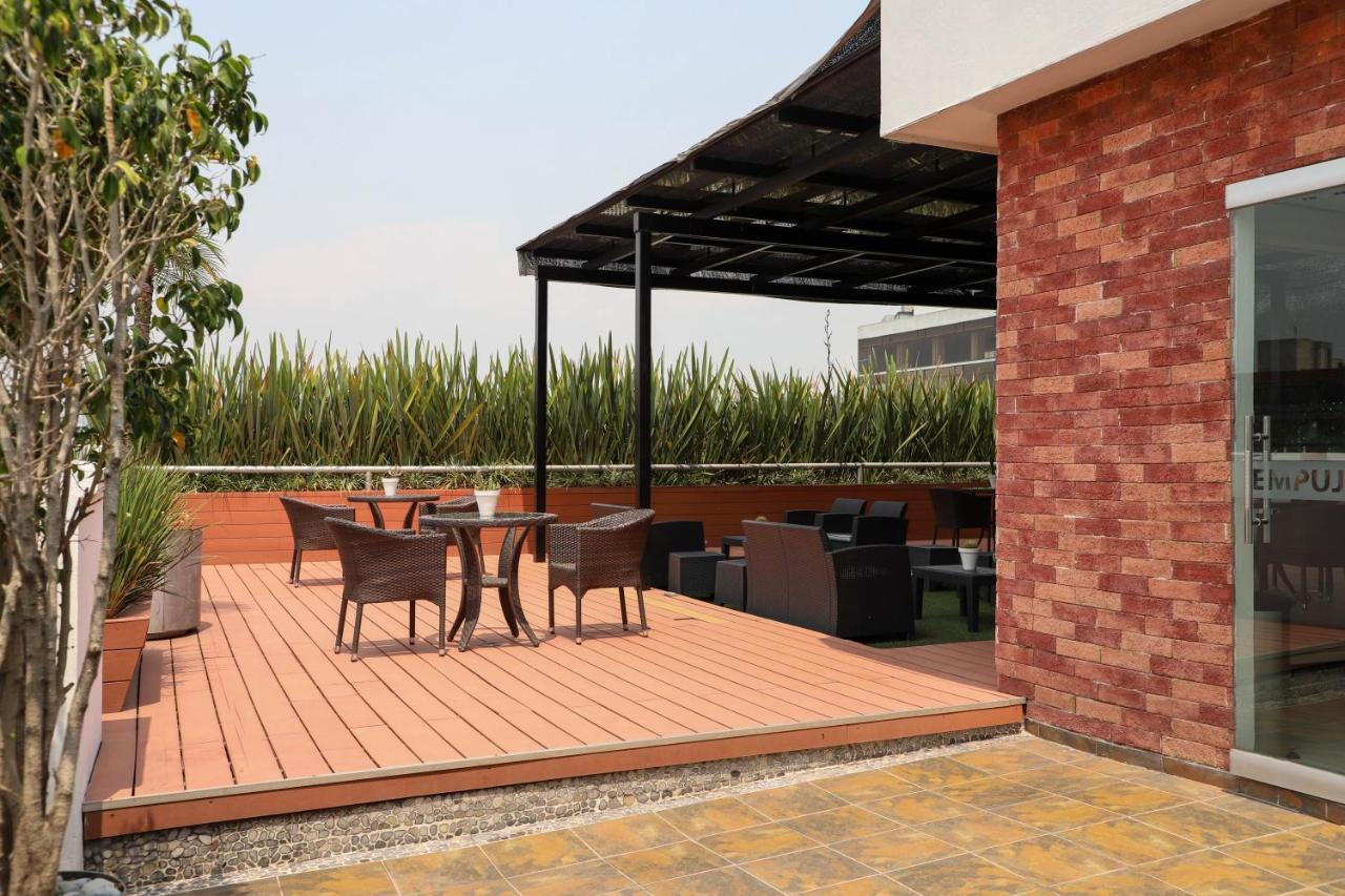 Apartahotel Capital Luxury & Offices 4*