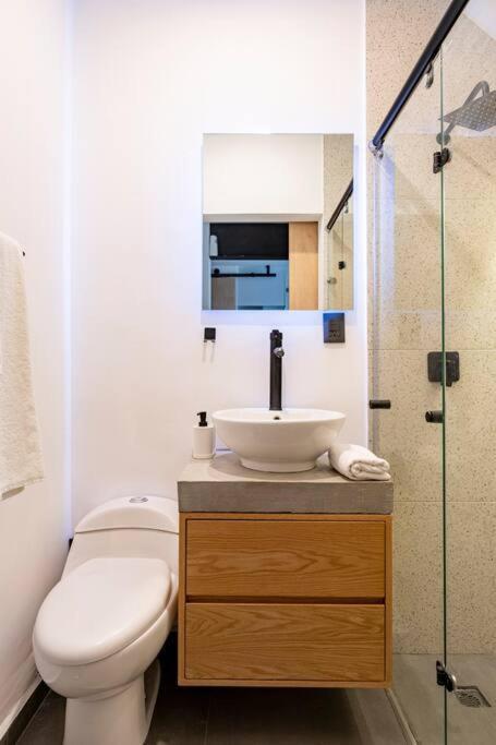 Charming 2br 2ba Historic Building Few Steps Parque Espana In Trendy Colonia Condesa * Cidade do México