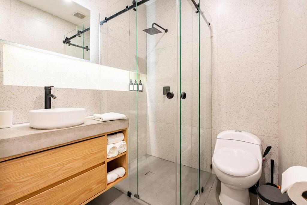 Charming 2br 2ba Historic Building Few Steps Parque Espana In Trendy Colonia Condesa * Cidade do México