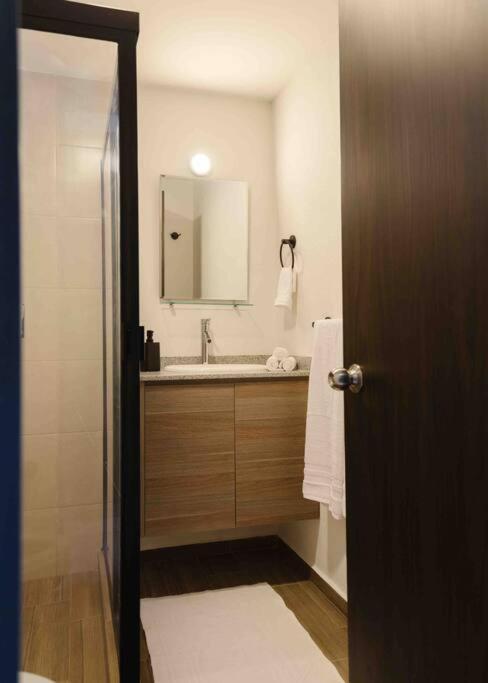 Mrw Gorgeous Park View 2br Balcony 701 * Mexico City