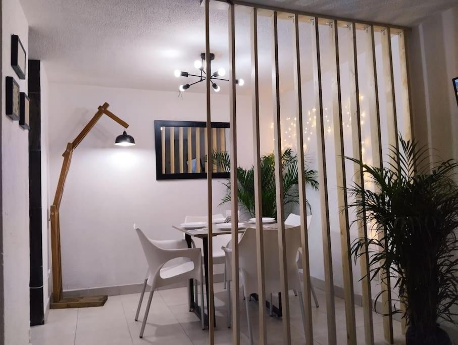 Departamento Cerca Del Aeropuerto/ Buena Ubicacion Apartamento México DF
