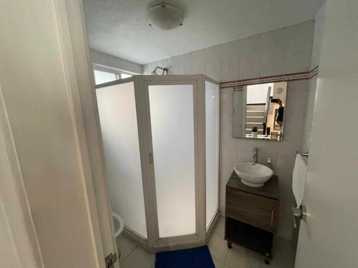 Homestay Napoles Suites & *