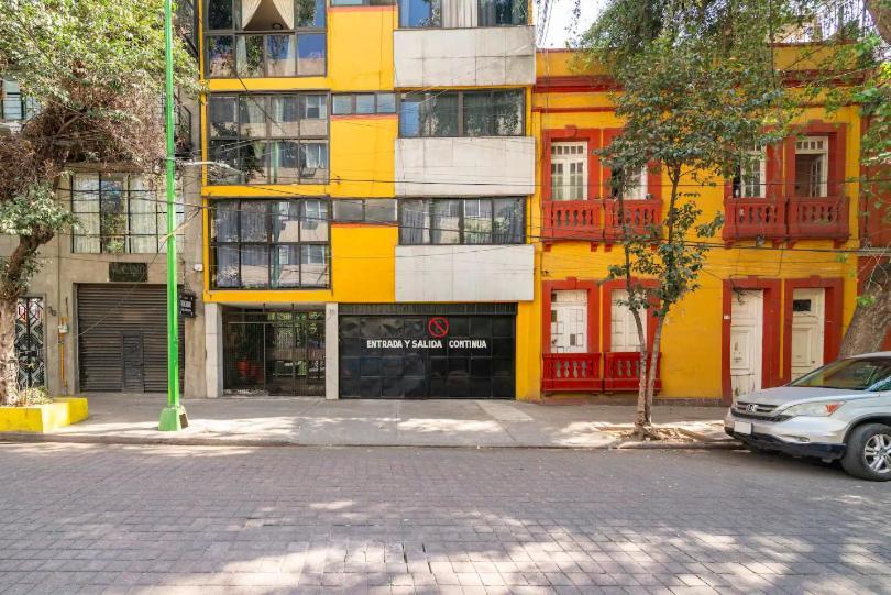 Quiet And Cozy With Terrace, King-size Beds, And Parking Lot Apartamento