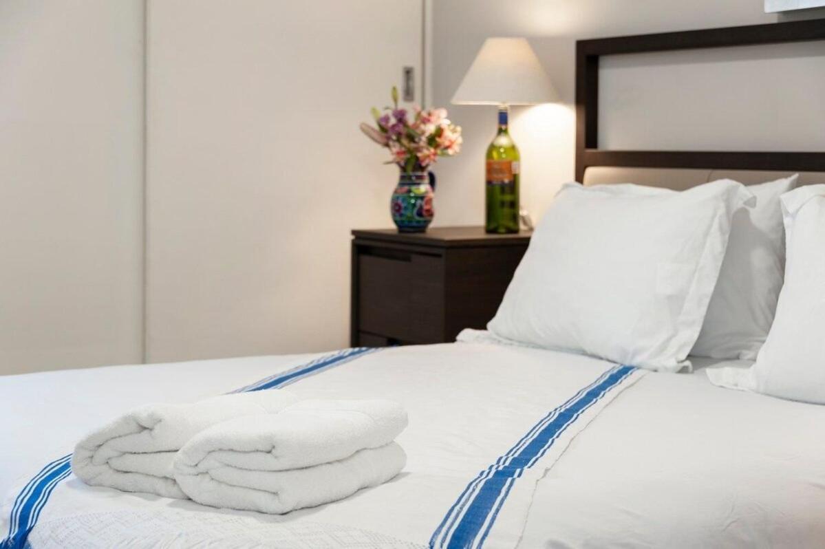 Apartamento Cdmx Paseo De La Reforma, 4personas. Super Comodo *