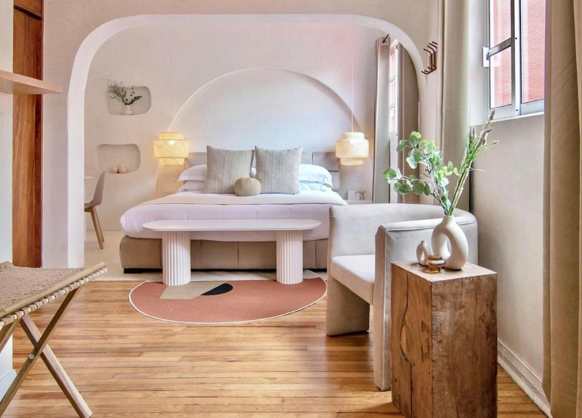 Stunning House Steps From Masaryk, Polanco Villa