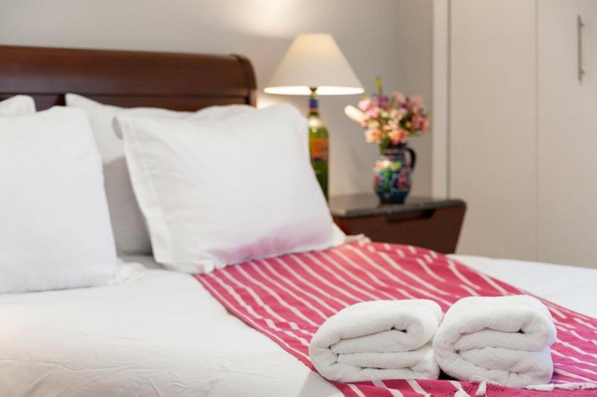 Apartamento Cdmx Paseo De La Reforma, 4personas. Super Comodo *