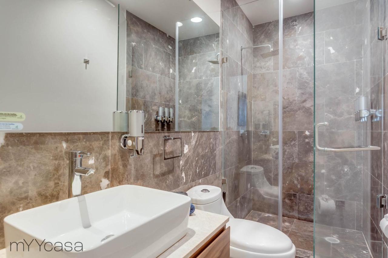 Apartment Private Balcony Infinity Pool & Rooftop In La Roma - Queretaro