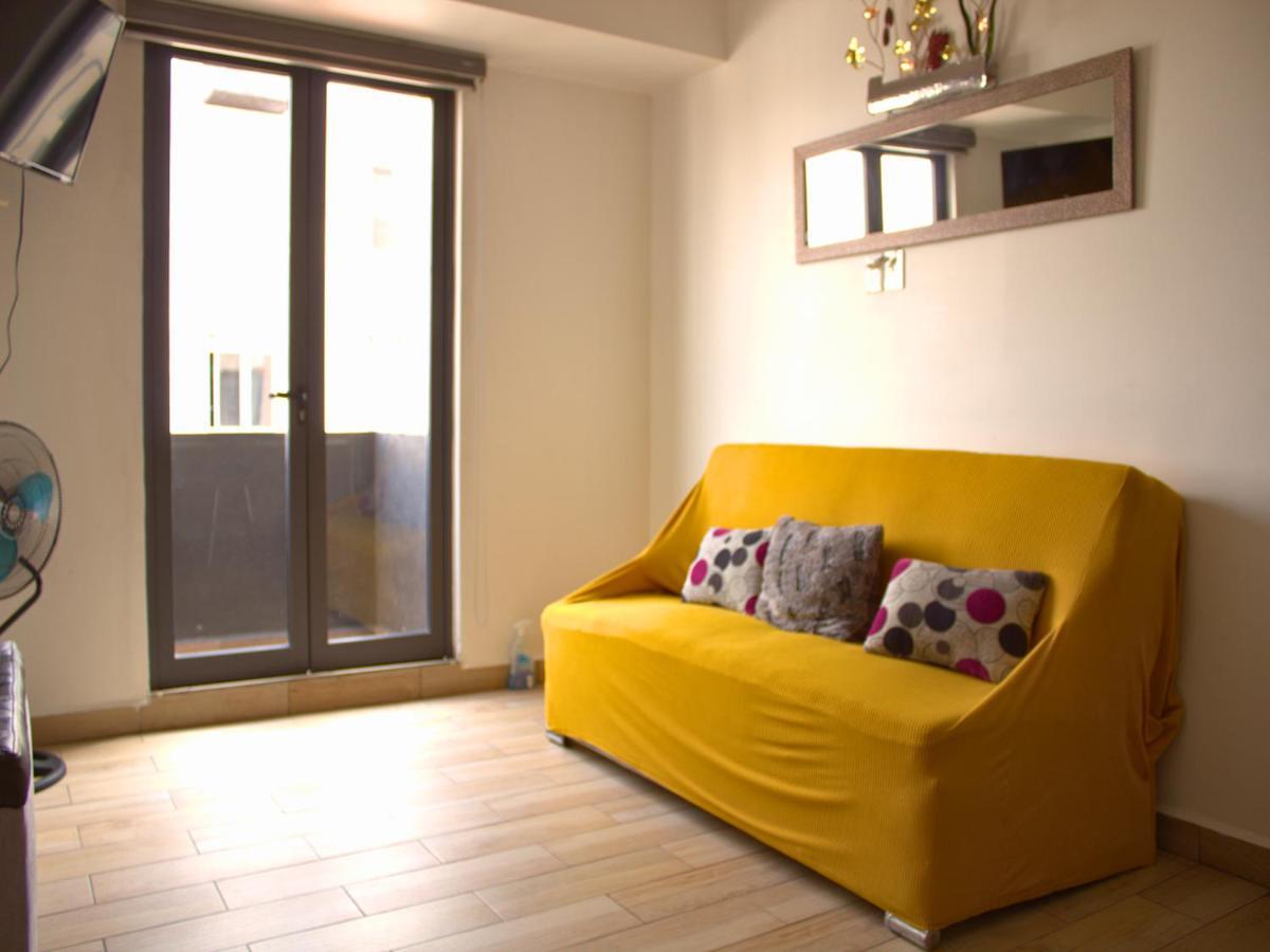 Private In City: 2b 2b Apartamento