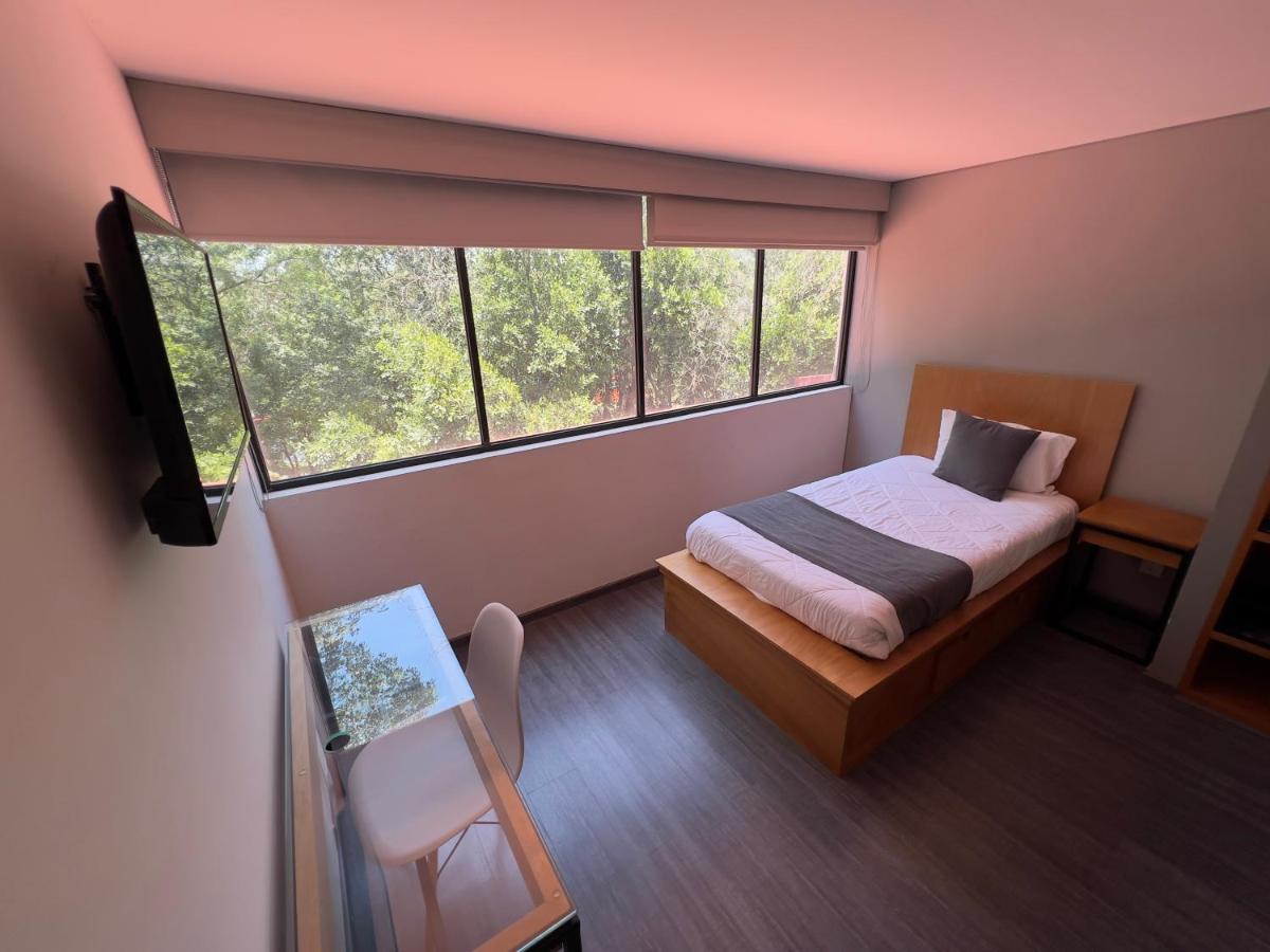 Bonsai Aguilas Homestay