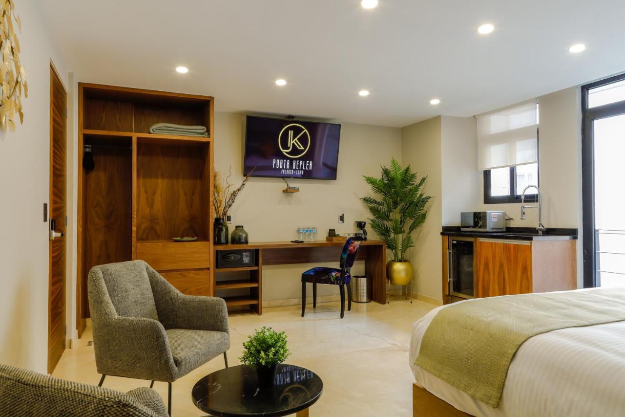 Apartment Porta Kepler Mexico City