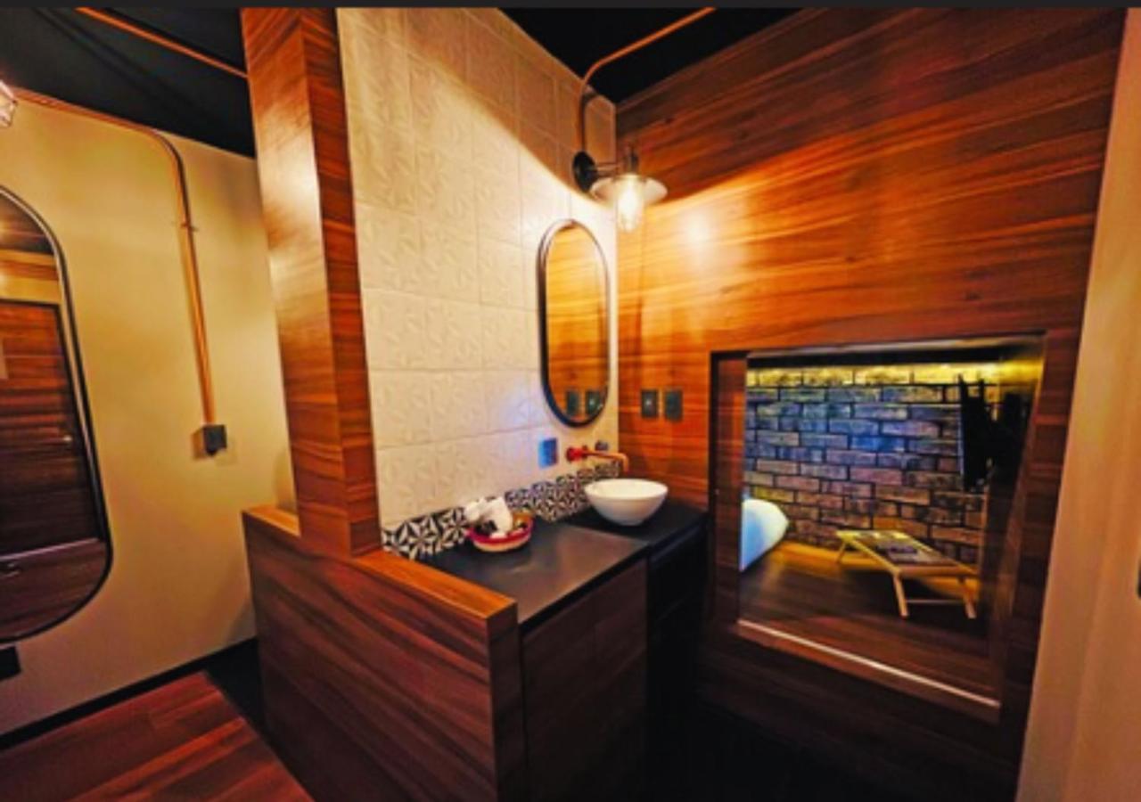 Hotel Cadillac Boutique 4*