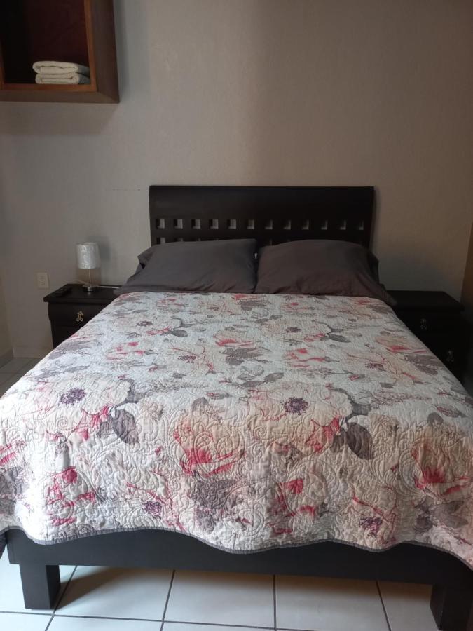 Agradable Y Comodo Departamento A 5 Minutos Del Aeropuerto *