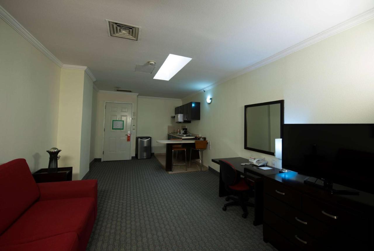 Hotel Ciudad De Perinorte, An Ihg México DF