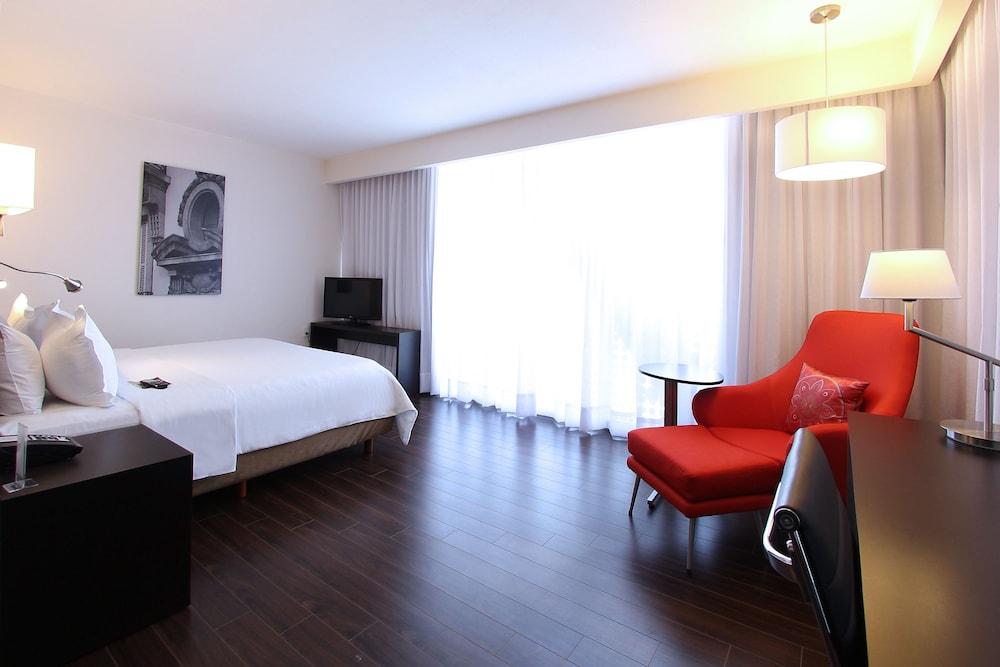 Fiesta Insurgentes Viaducto Hotel