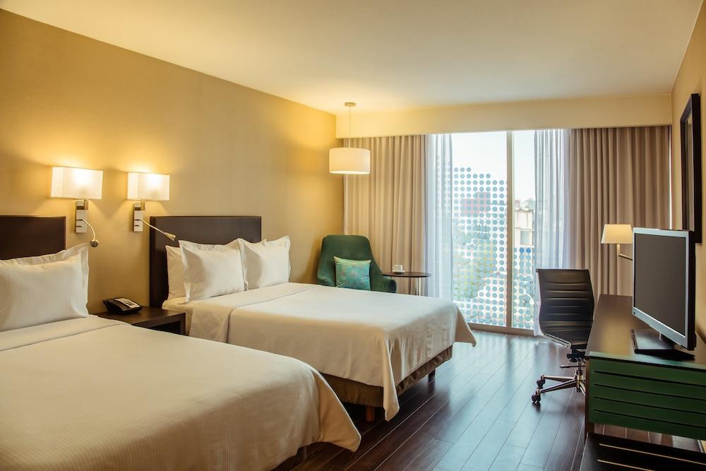 Hotel Fiesta Insurgentes Viaducto 4*