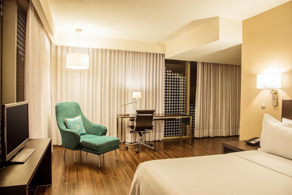 Hotel Fiesta Insurgentes Viaducto 4*