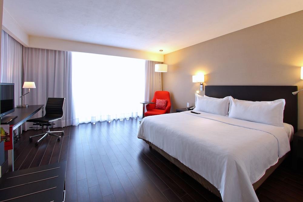 Fiesta Insurgentes Viaducto Hotel 4*