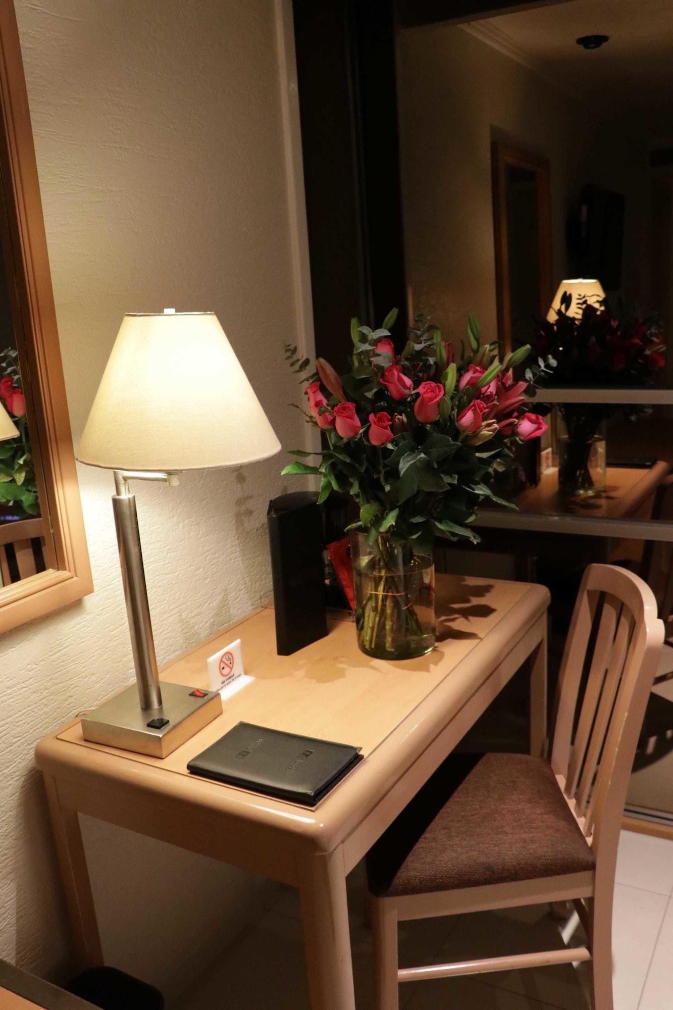 Hotel Pf 4*