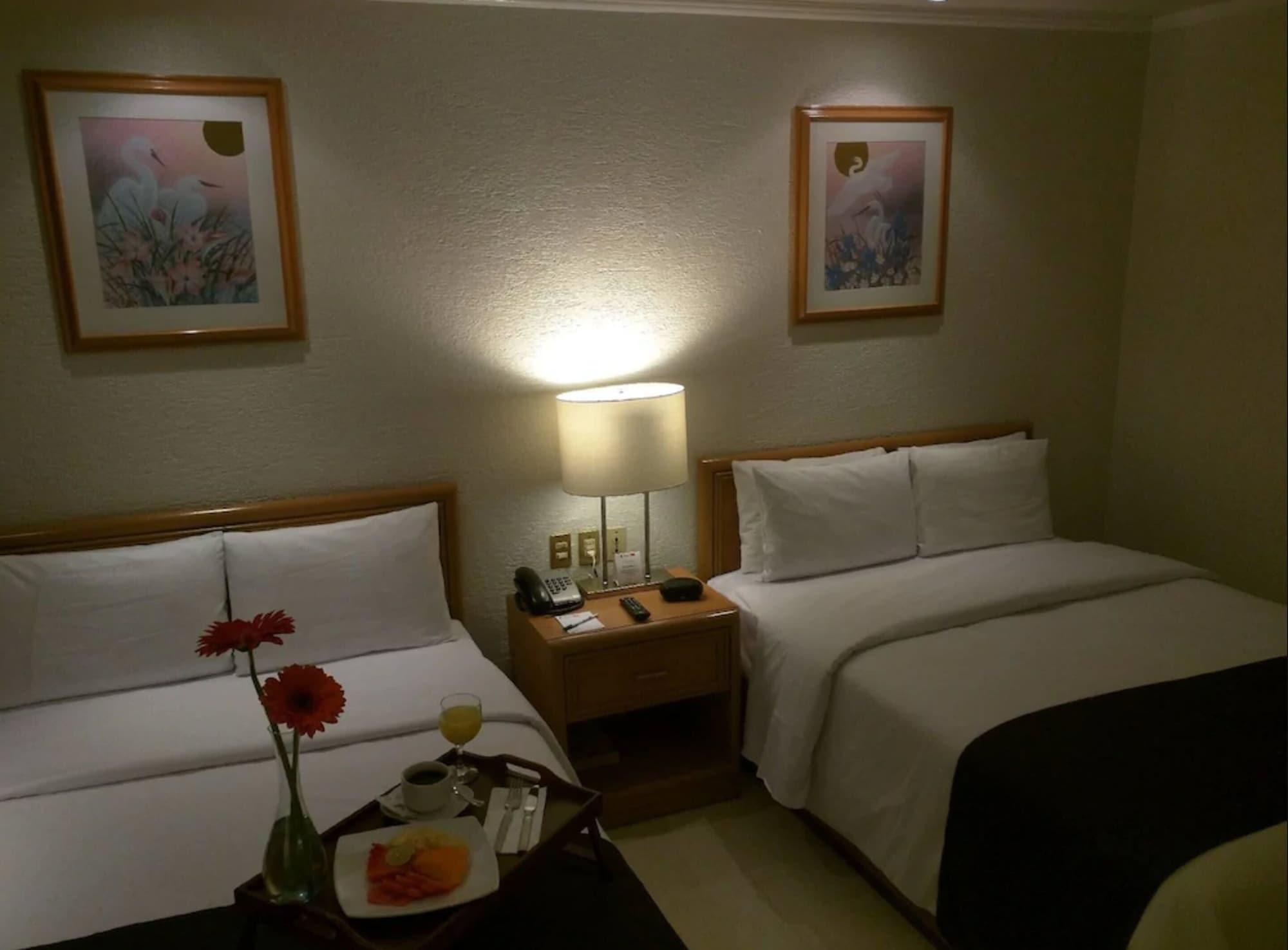 Hotel Pf 4*