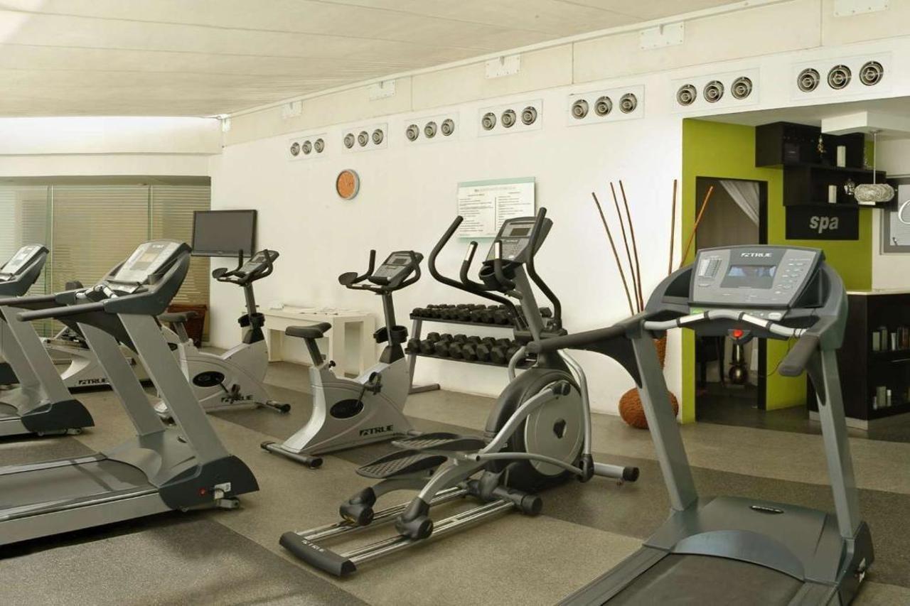 Hotel Nh Collection Mexico Airport T2 4*