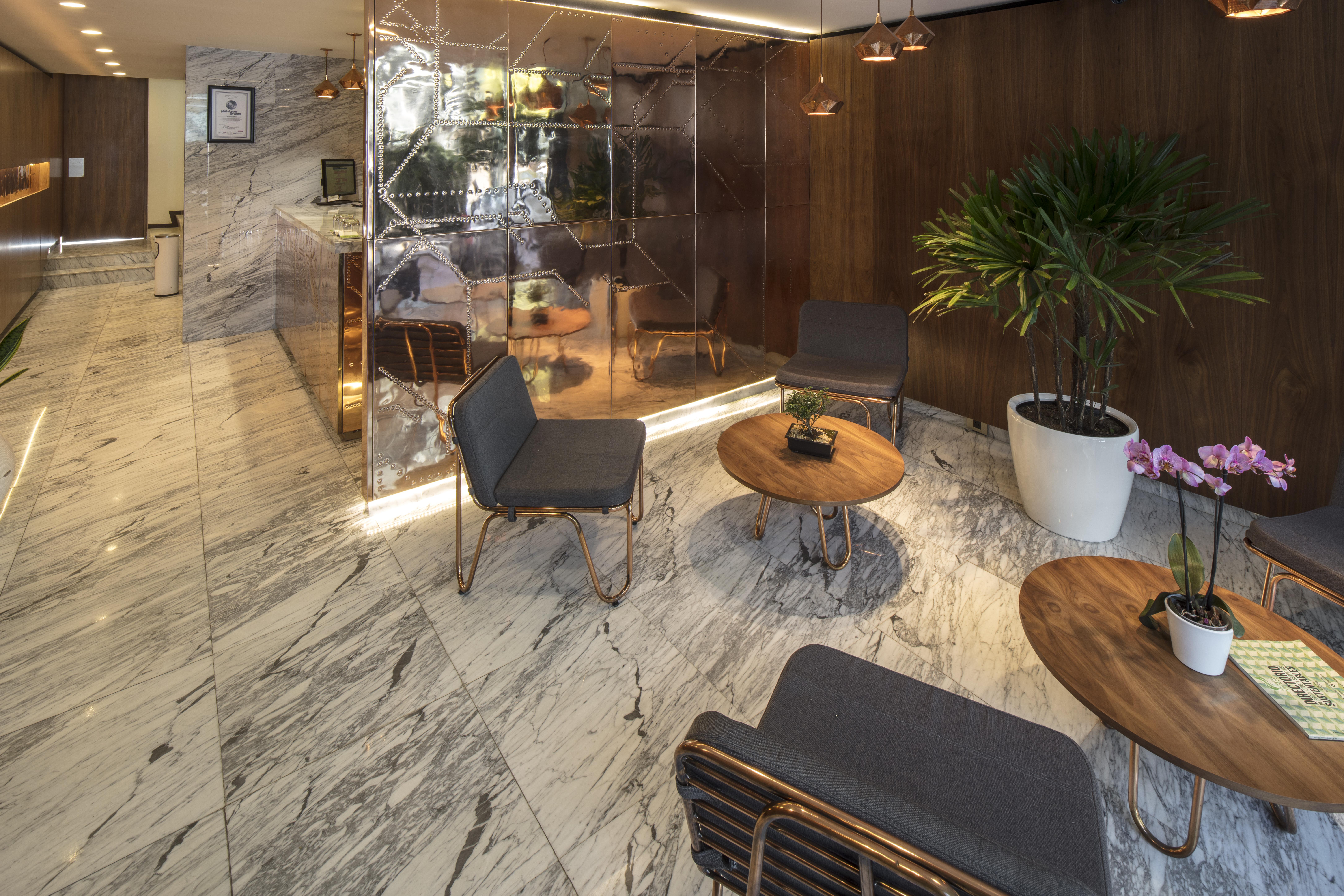 Flowsuites Wtc Apartahotel