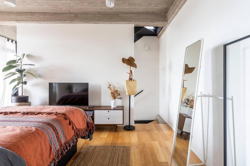Penthouse With Private Rooftop In Apartamento