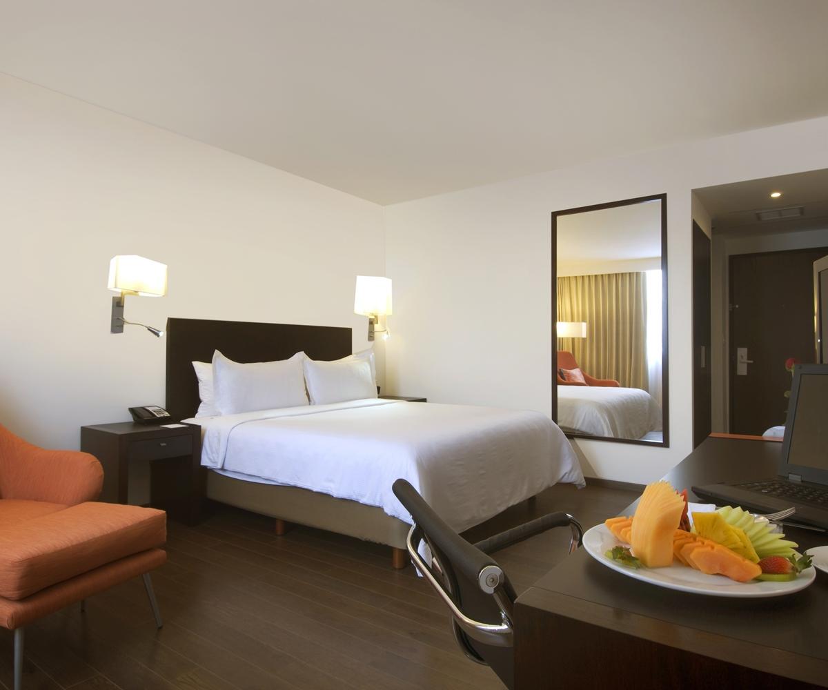 Fiesta Insurgentes Sur Hotel 4*
