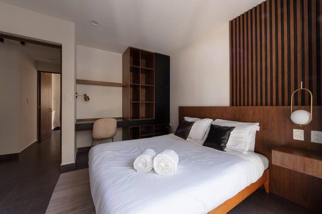 Apartamento Colonia Roma Ideal 4 Personas, Con 2 Recamaras Y Cerca De Todo! *
