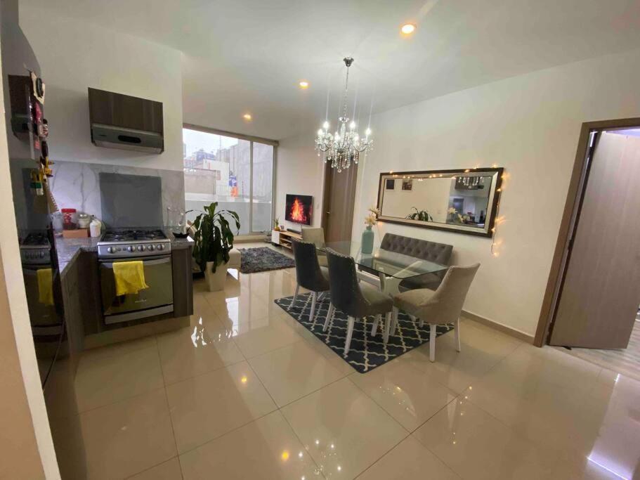 Hermoso Departamento Muy Centrico Con Servicios Apartamento *