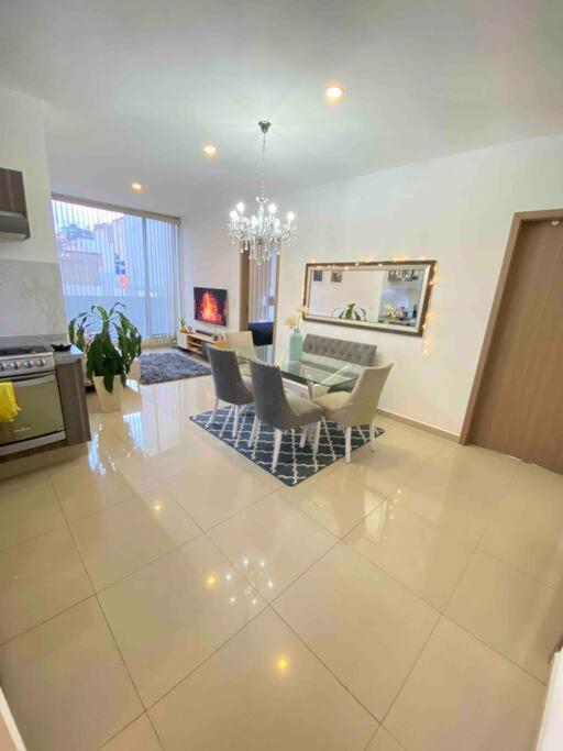 Hermoso Departamento Muy Centrico Con Servicios Apartamento *