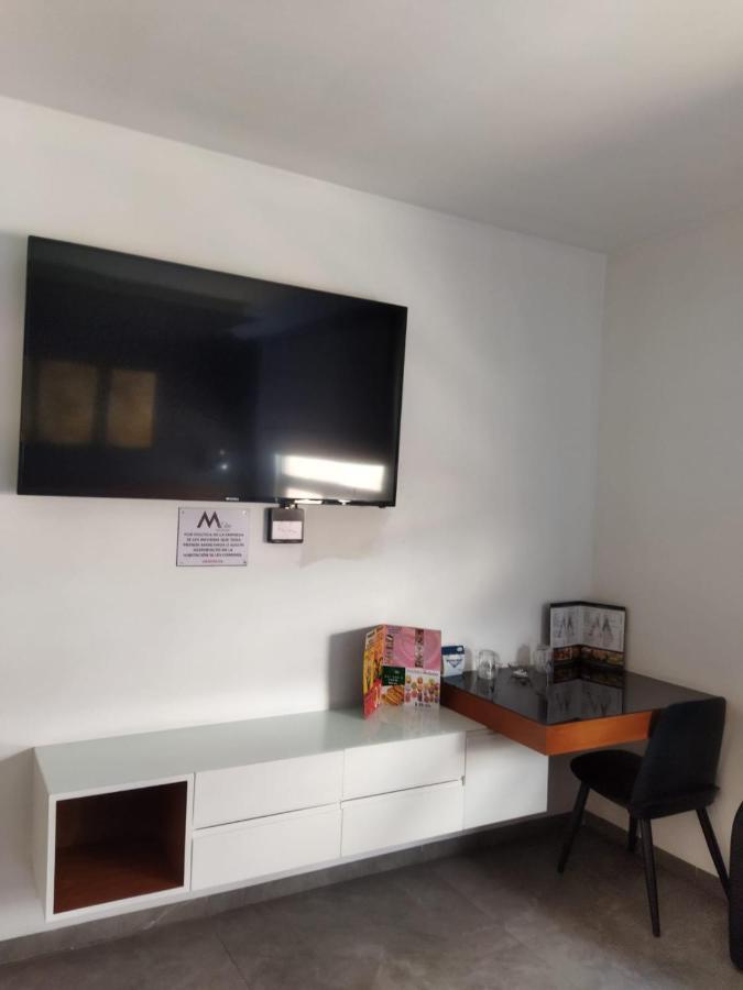 M Elite Black Hotel